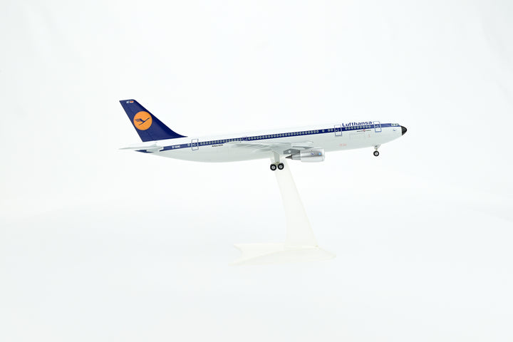 1:200 Lufthansa 300 D-AIAC