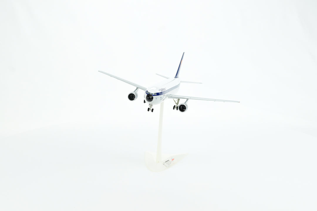 1:200 Lufthansa 300 D-AIAC