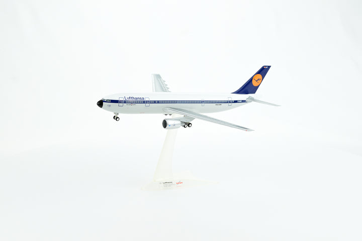 1:200 Lufthansa 300 D-AIAC