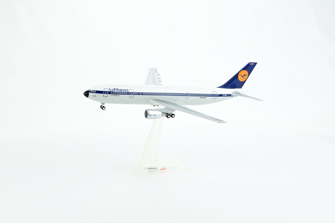 1:200 Lufthansa 300 D-AIAC