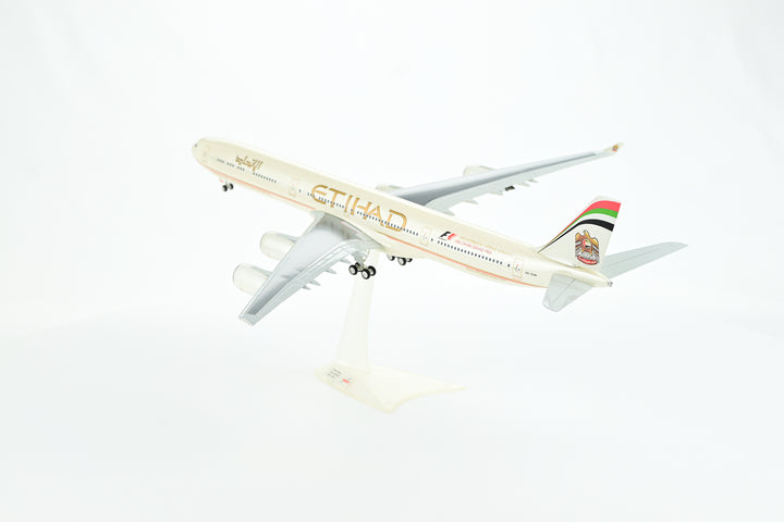 1:200 Etihad 340-600 F1 2013 A6-EHK