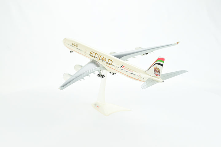 1:200 Etihad 340-600 F1 2013 A6-EHK