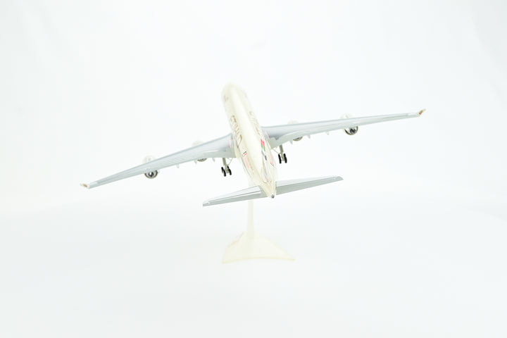 1:200 Etihad 340-600 F1 2013 A6-EHK