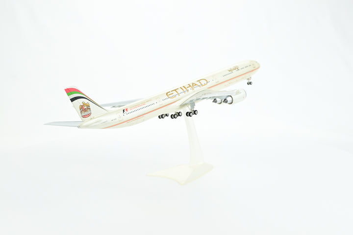 1:200 Etihad 340-600 F1 2013 A6-EHK