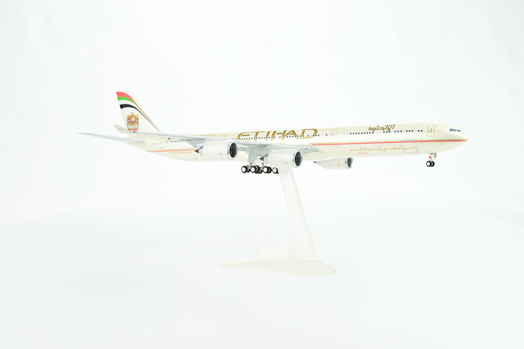 1:200 Etihad 340-600 F1 2013 A6-EHK