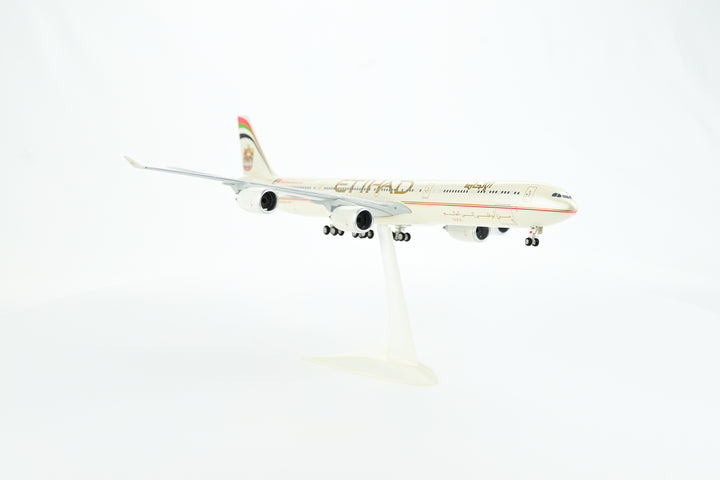 1:200 Etihad 340-600 F1 2013 A6-EHK