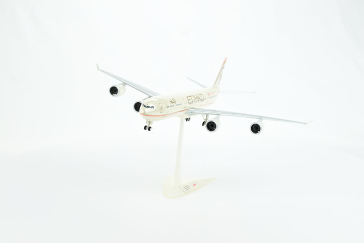 1:200 Etihad 340-600 F1 2013 A6-EHK