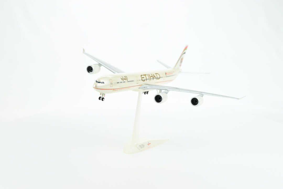 1:200 Etihad 340-600 F1 2013 A6-EHK