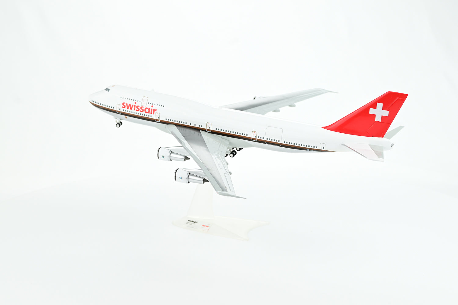 1:200 Swiss Air Boeing B747-300 One Piece Model – HeroPlane