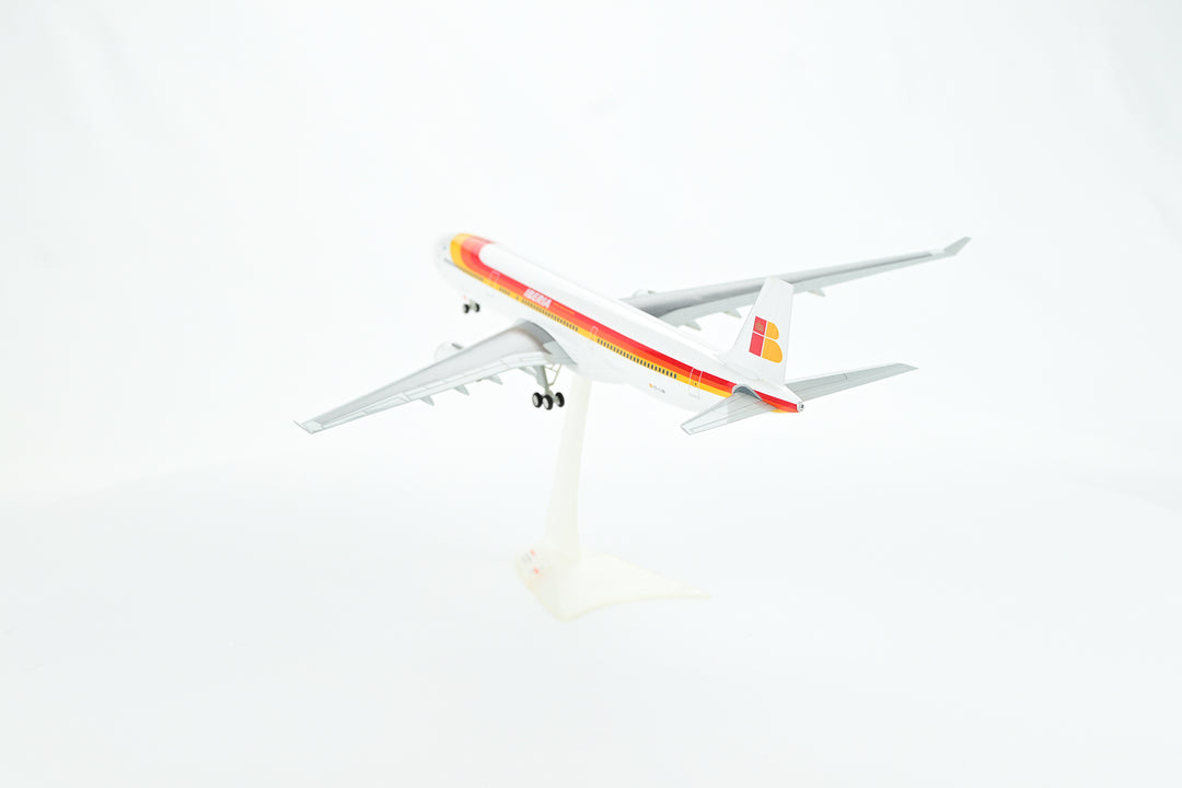 1:200 IBERIA 330-300 EC-LUB