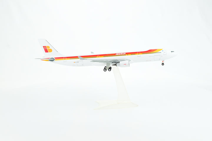 1:200 IBERIA 330-300 EC-LUB