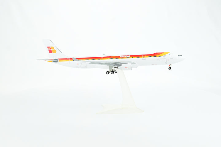 1:200 IBERIA 330-300 EC-LUB