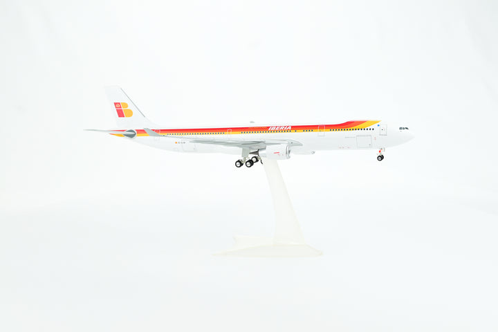 1:200 IBERIA 330-300 EC-LUB