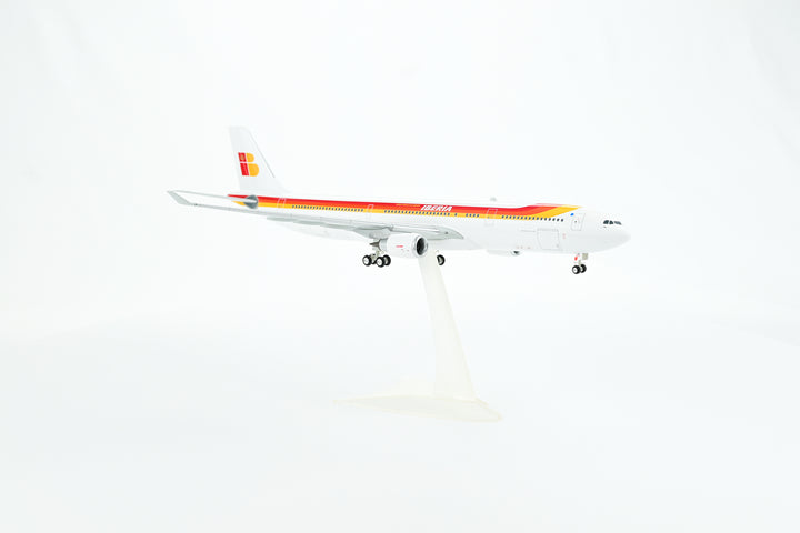 1:200 IBERIA 330-300 EC-LUB