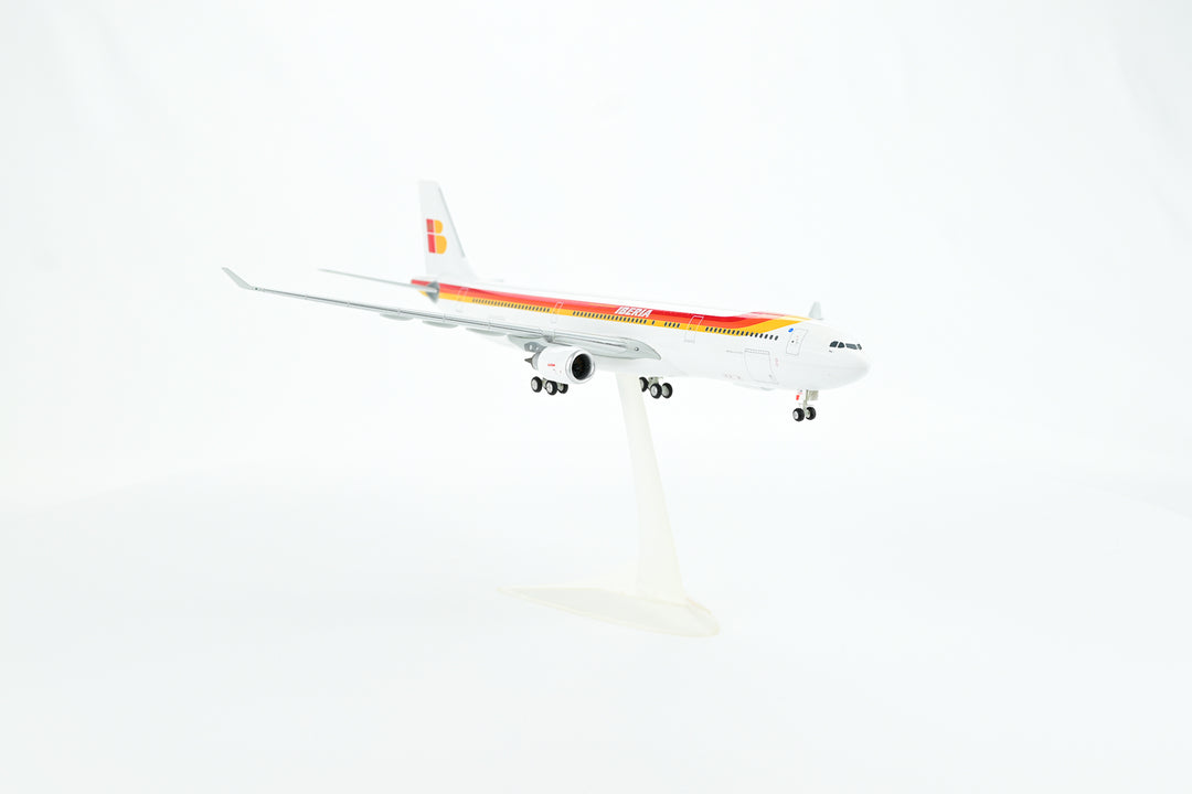 1:200 IBERIA 330-300 EC-LUB