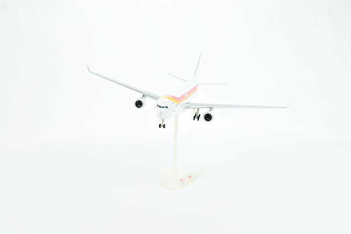 1:200 IBERIA 330-300 EC-LUB