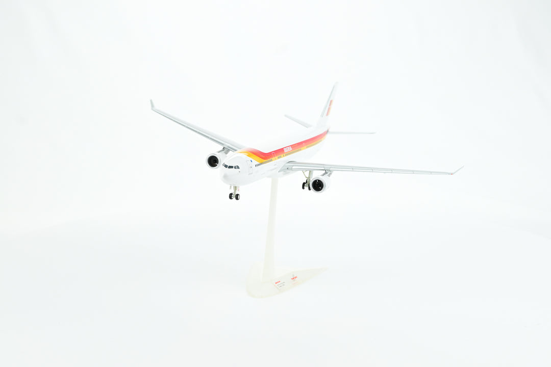 1:200 IBERIA 330-300 EC-LUB