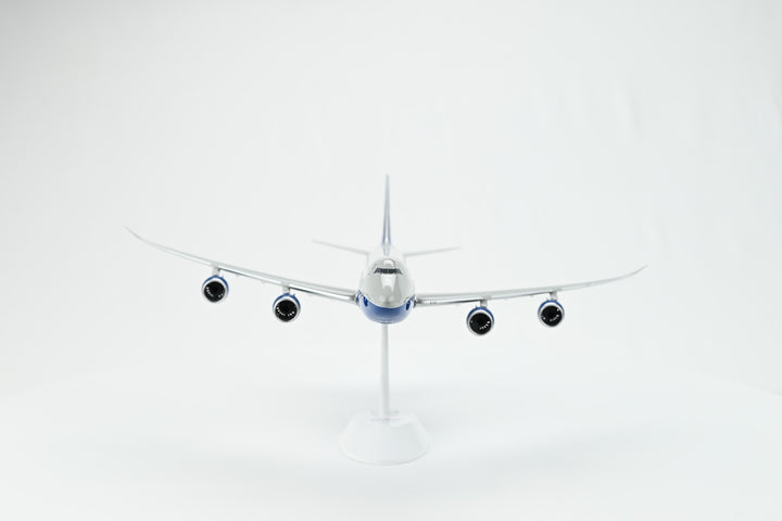 1:200 Silkway Air 747-8F