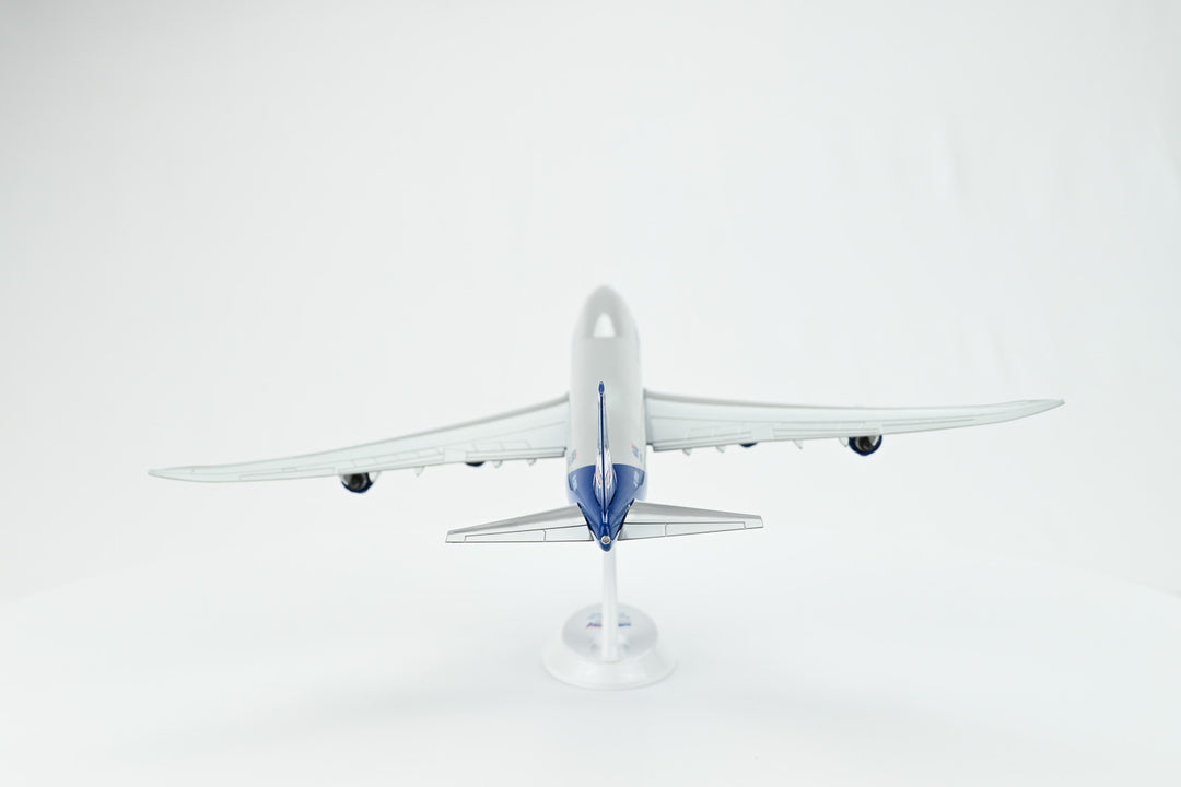 1:200 Silkway Air 747-8F