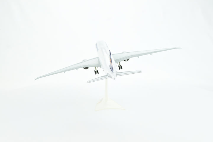 1:200 Lufthansa 777F D-ALFA