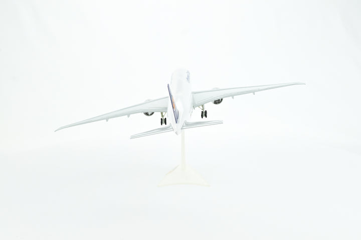 1:200 Lufthansa 777F D-ALFA