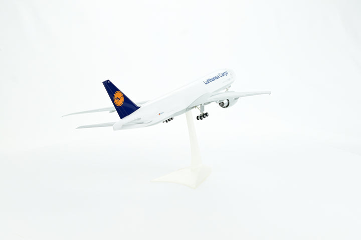 1:200 Lufthansa 777F D-ALFA