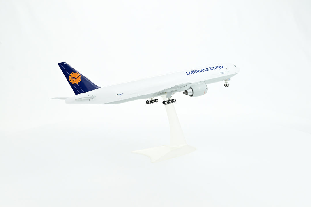 1:200 Lufthansa 777F D-ALFA