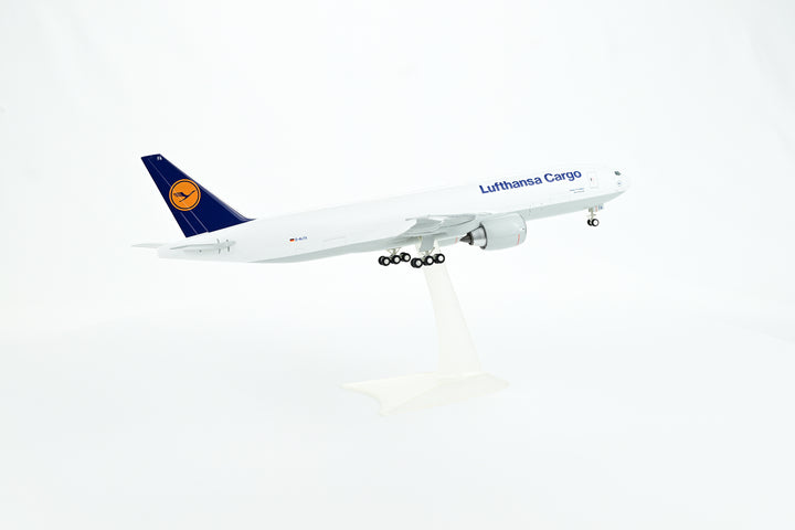 1:200 Lufthansa 777F D-ALFA