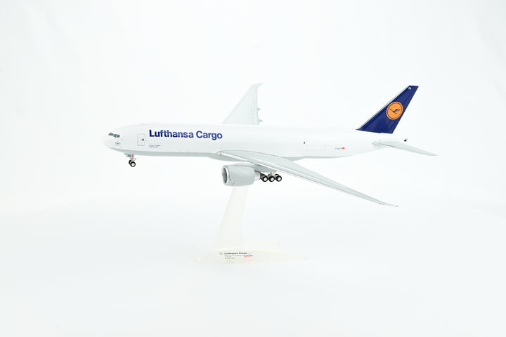 1:200 Lufthansa 777F D-ALFA