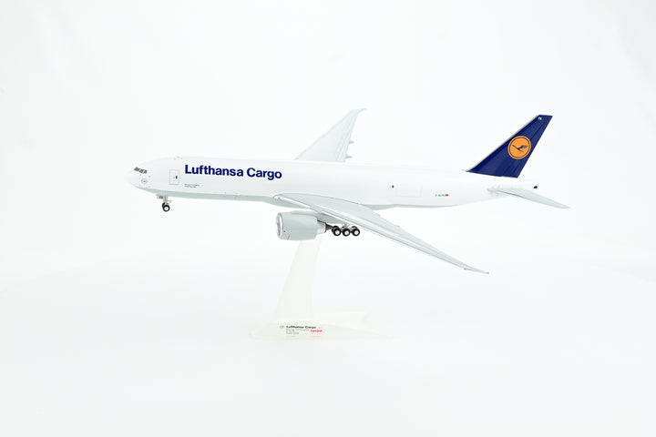 1:200 Lufthansa 777F D-ALFA