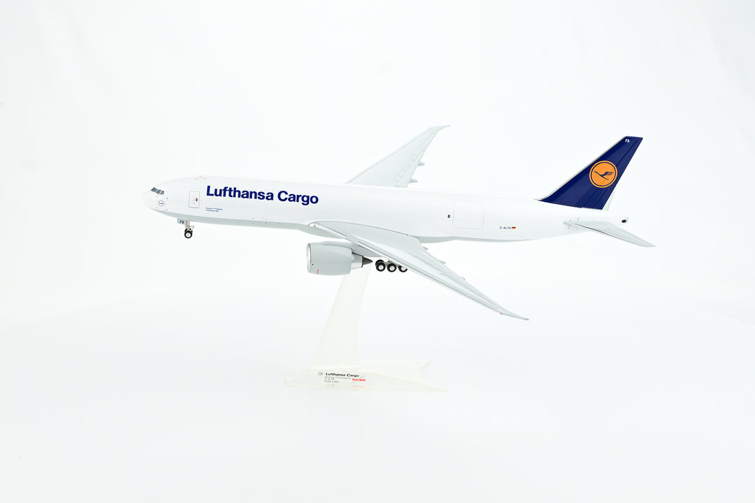 1:200 Lufthansa 777F D-ALFA