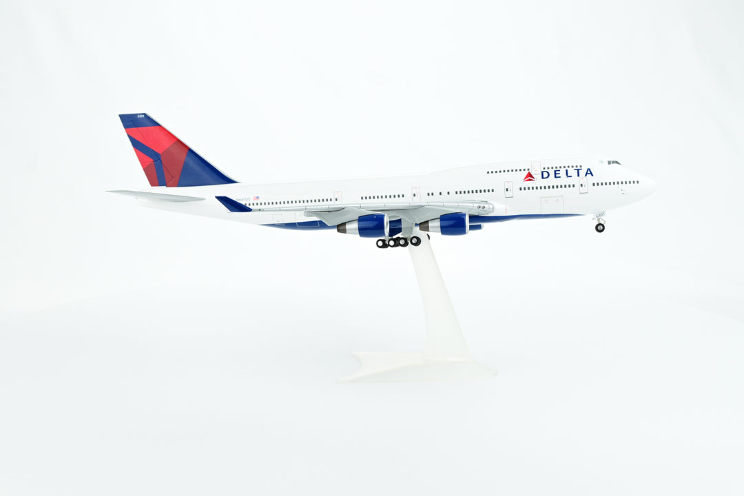 1:200 Delta Air Lines 747-400 N661US