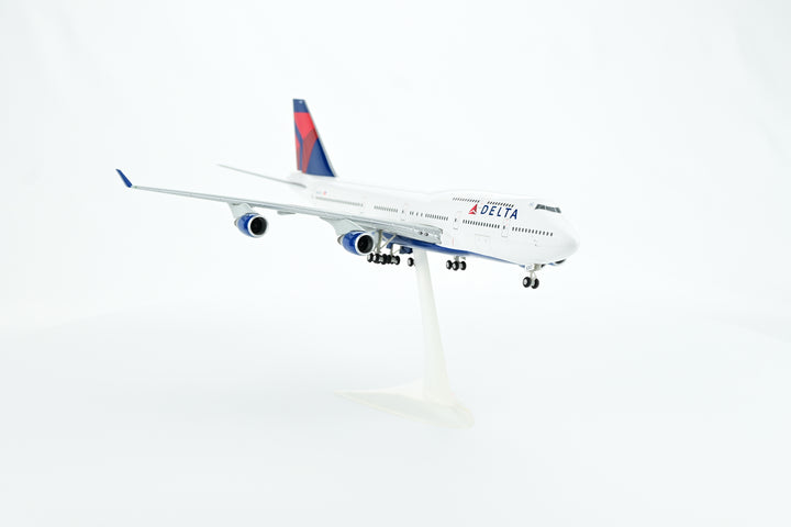 1:200 Delta Air Lines 747-400 N661US