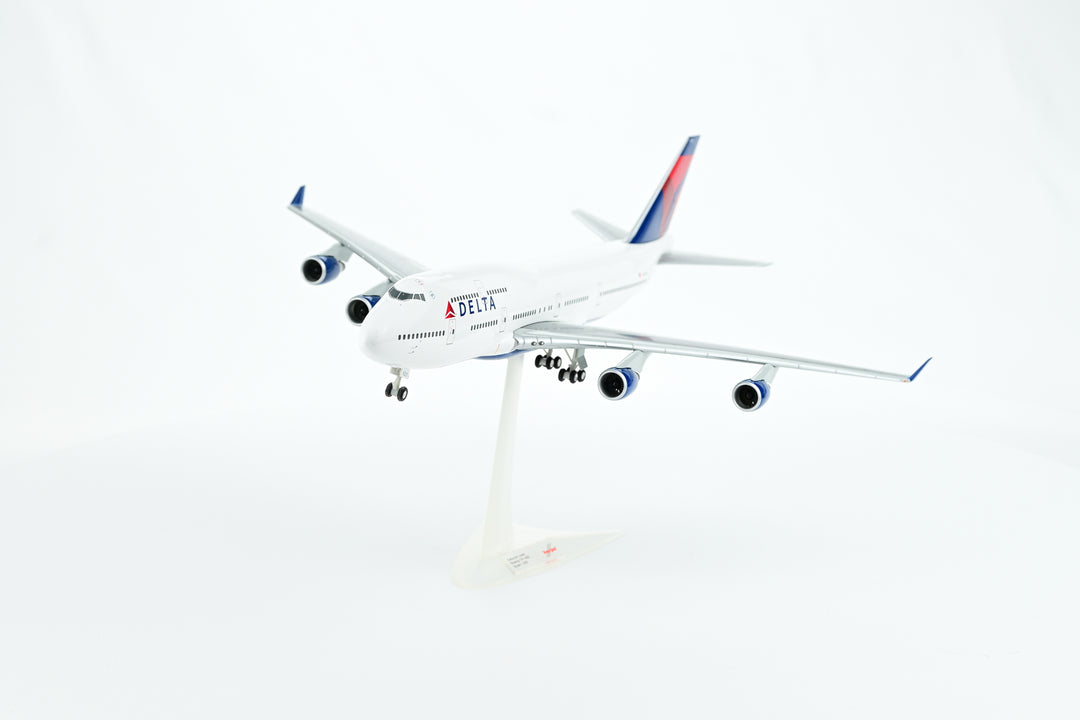 1:200 Delta Air Lines 747-400 N661US