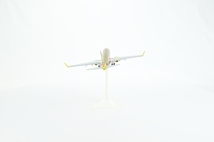 1:200 Tulfly 737-800 D-ATUD