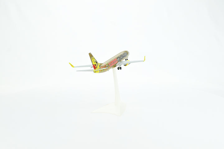 1:200 Tulfly 737-800 D-ATUD