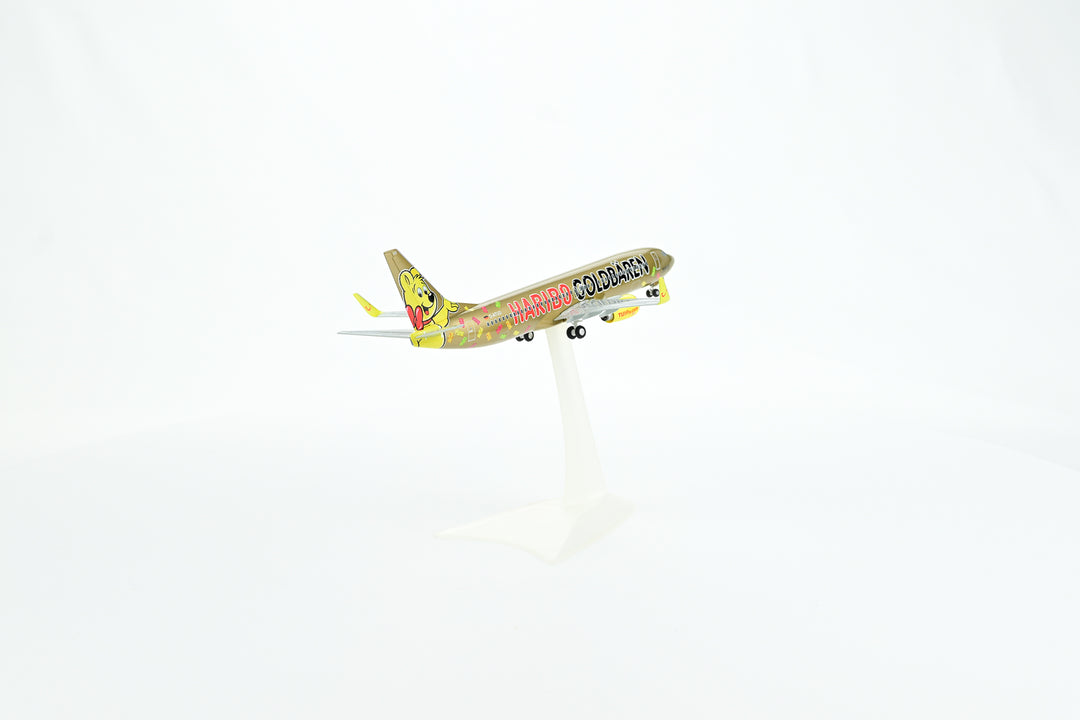 1:200 Tulfly 737-800 D-ATUD