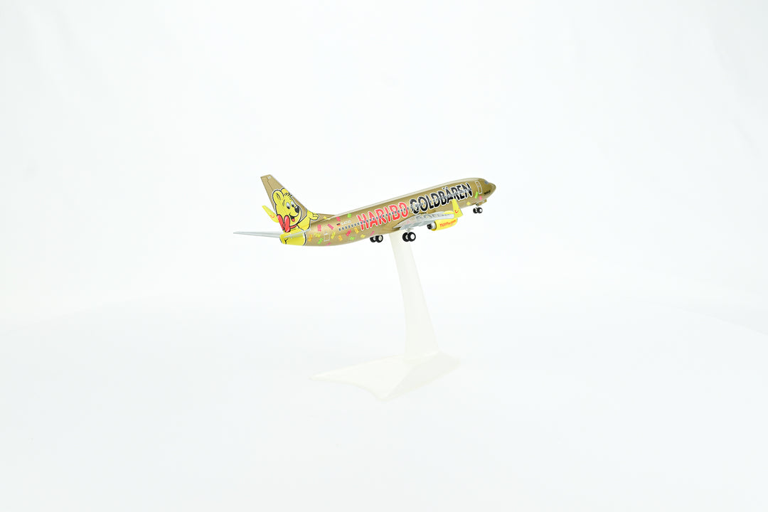 1:200 Tulfly 737-800 D-ATUD