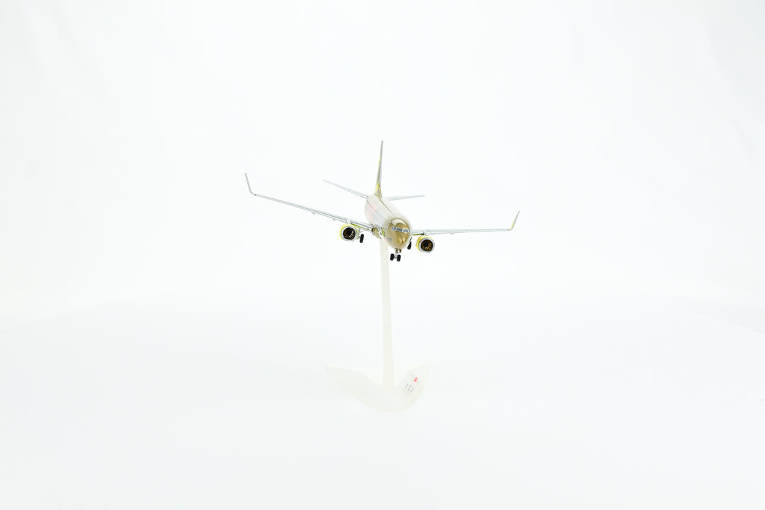 1:200 Tulfly 737-800 D-ATUD