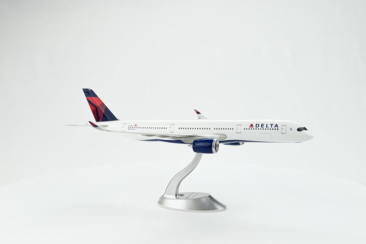 1:200 Delta Air Lines 350-900