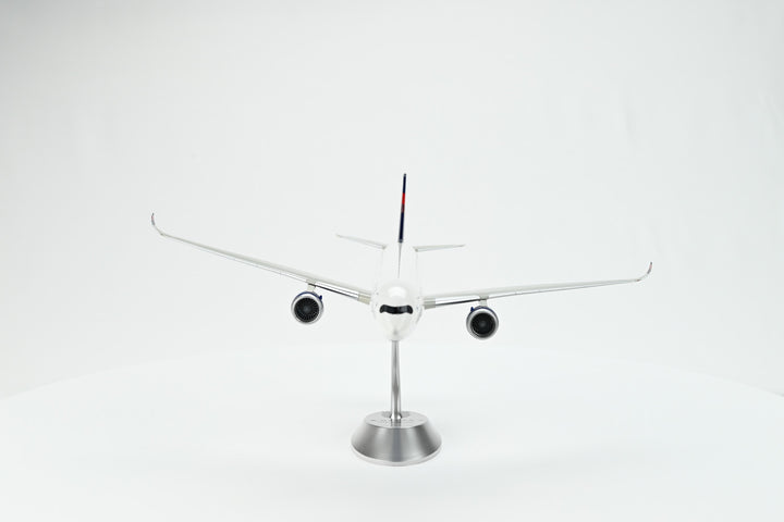 1:200 Delta Air Lines 350-900