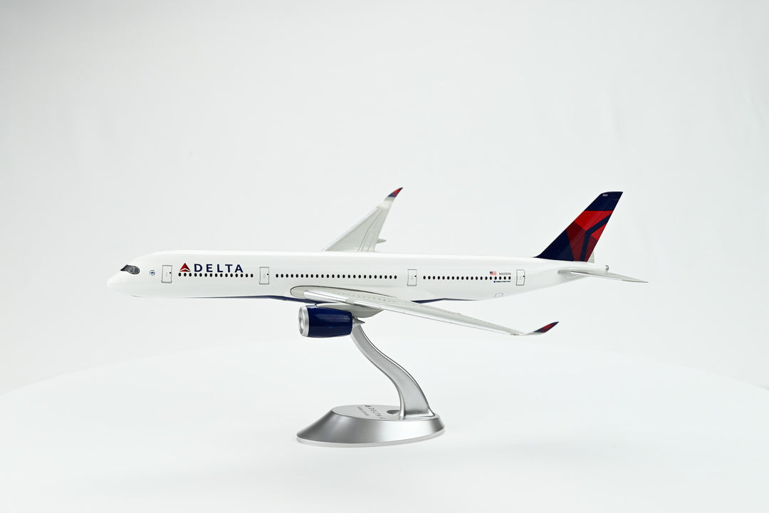 1:200 Delta Air Lines 350-900