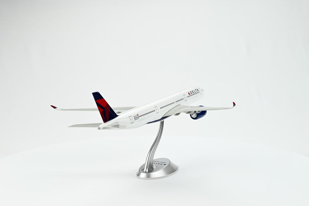 1:200 Delta Air Lines 350-900