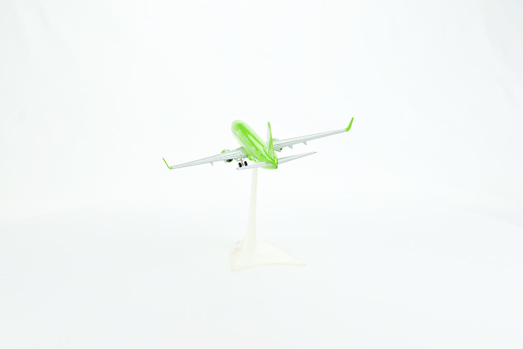 1:200 Kulula 737-800 ZS-ZWP