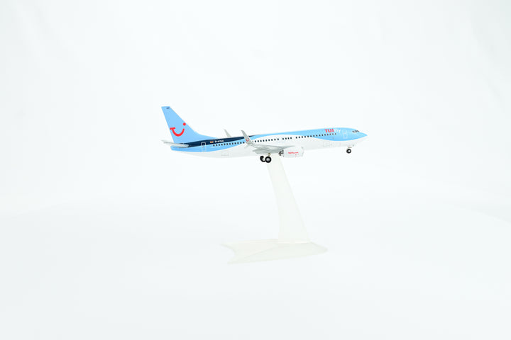 1:200 Tulfly 737-800 D-ATUC