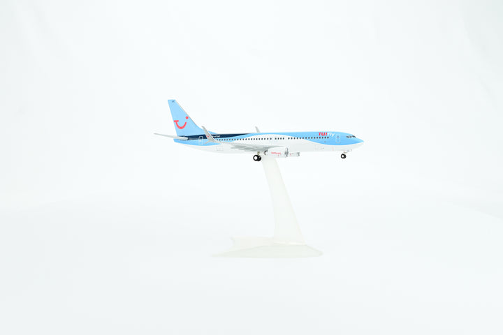 1:200 Tulfly 737-800 D-ATUC