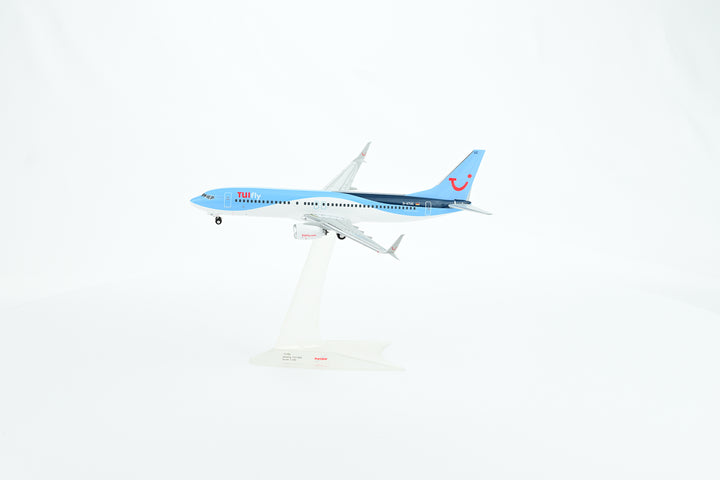 1:200 Tulfly 737-800 D-ATUC