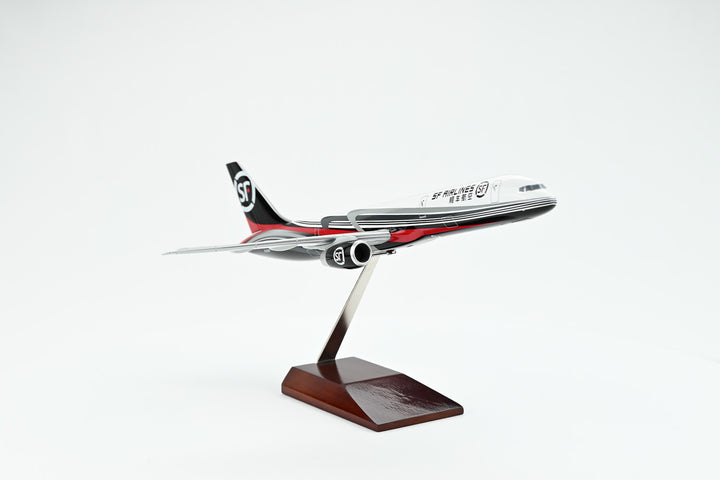 1:130 SF Express 757-200PCF