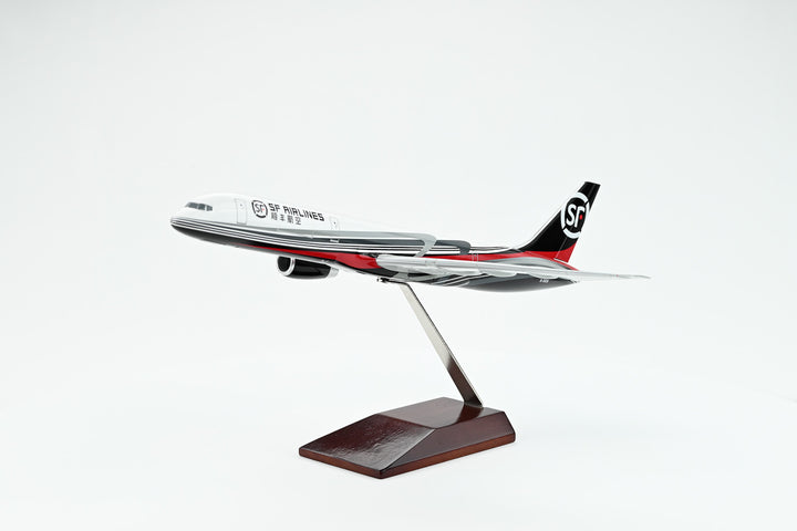 1:130 SF Express 757-200PCF