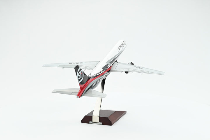 1:130 SF Express 757-200PCF